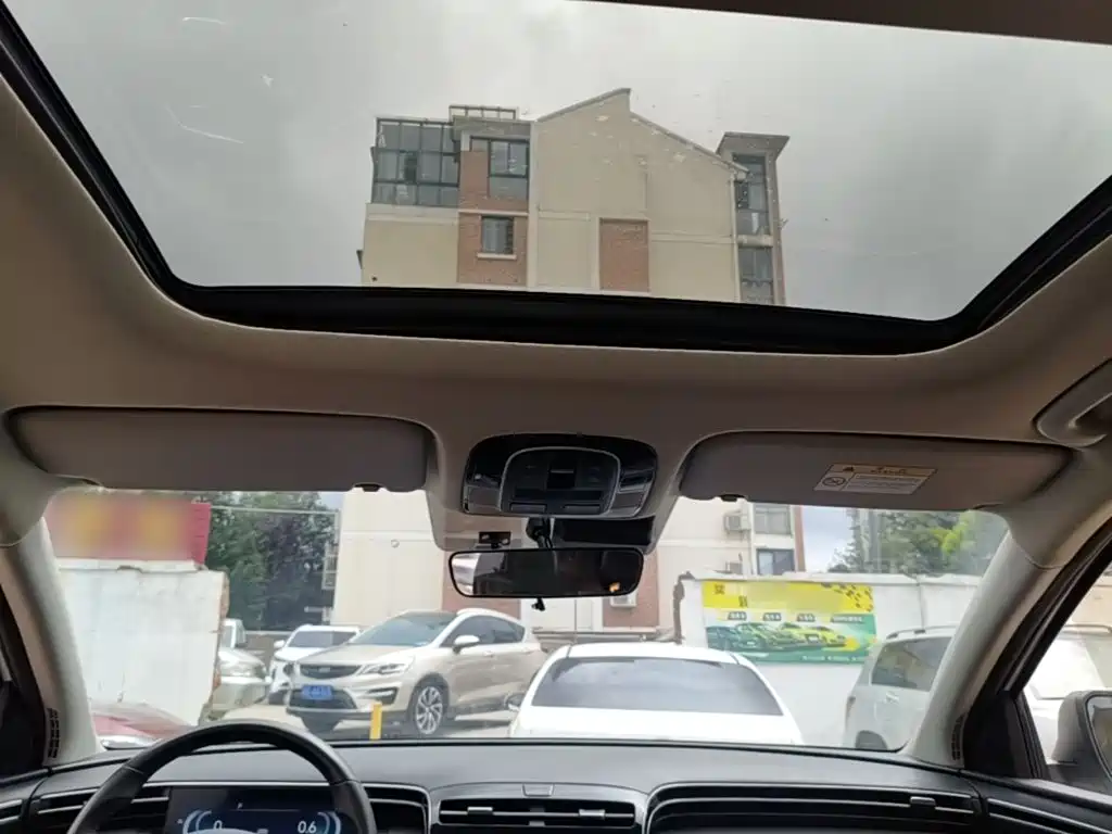 Hyundai Tucson — миниатюра 18
