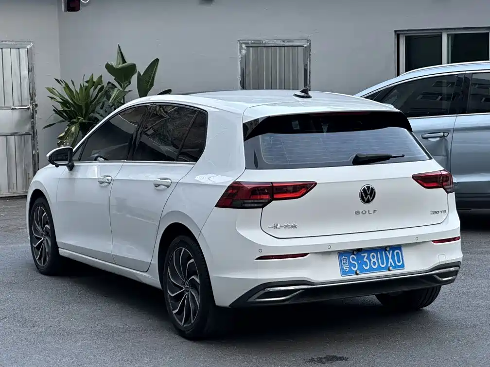 Volkswagen Golf — миниатюра 9