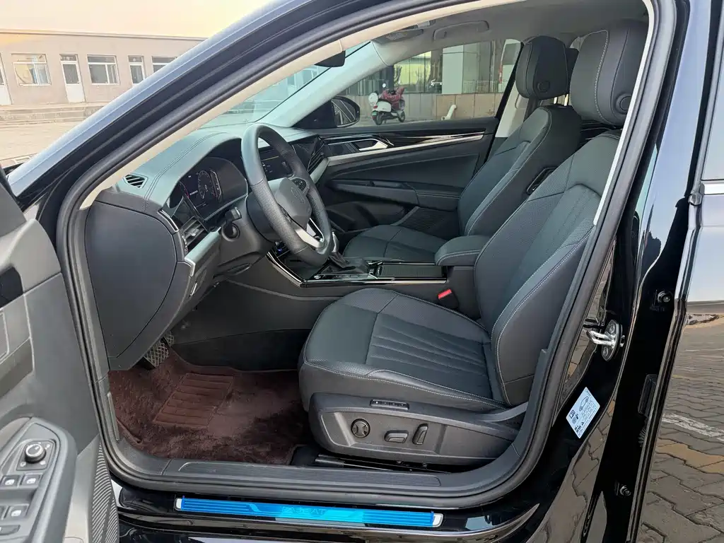 Volkswagen Passat — миниатюра 10