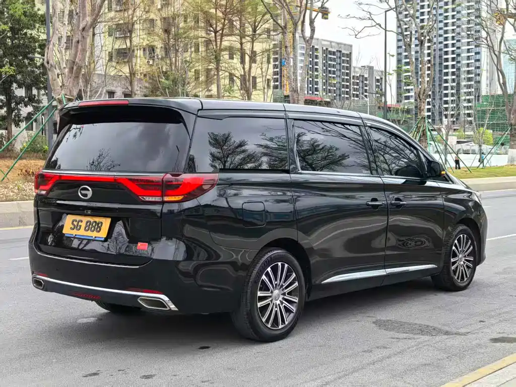 GAC TRUMPCHI M8