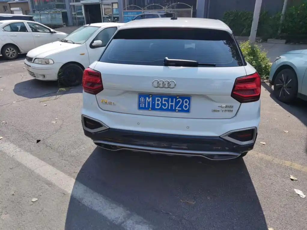 Audi Q2L — миниатюра 5