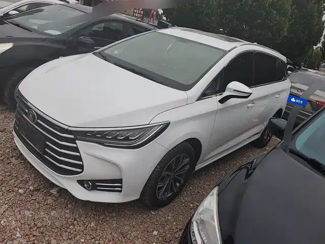 BYD 宋MAX