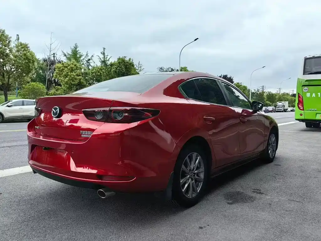 Mazda 3 Axela — миниатюра 7
