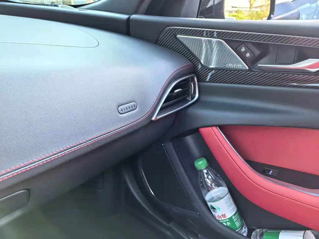 Jaguar XEL — миниатюра 7