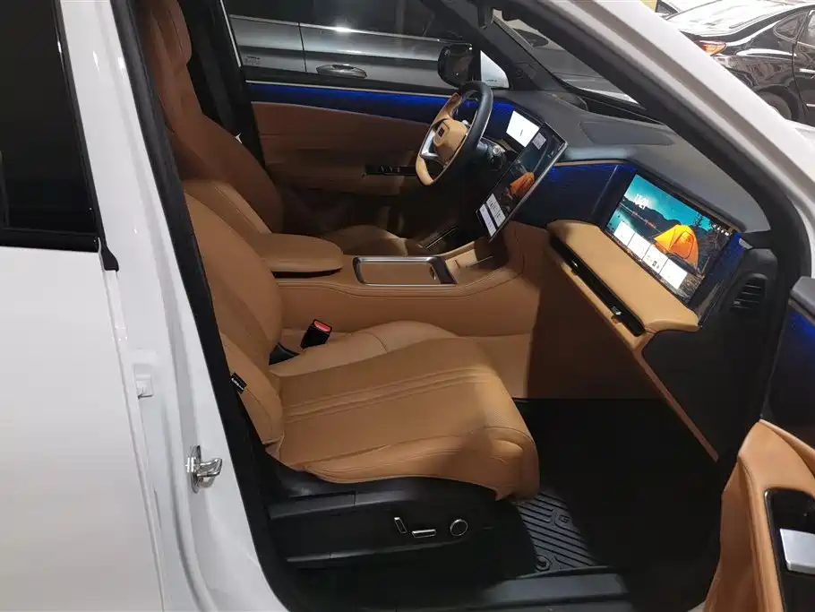 GEELY GALAXY GALAXY L7