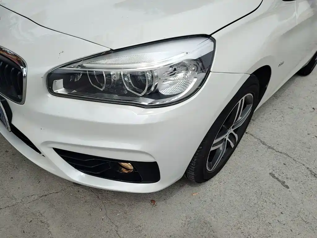BMW 2 Series Active Tourer — миниатюра 24