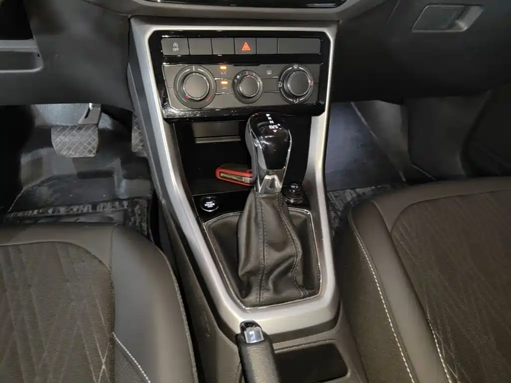 Volkswagen T-Cross — миниатюра 14
