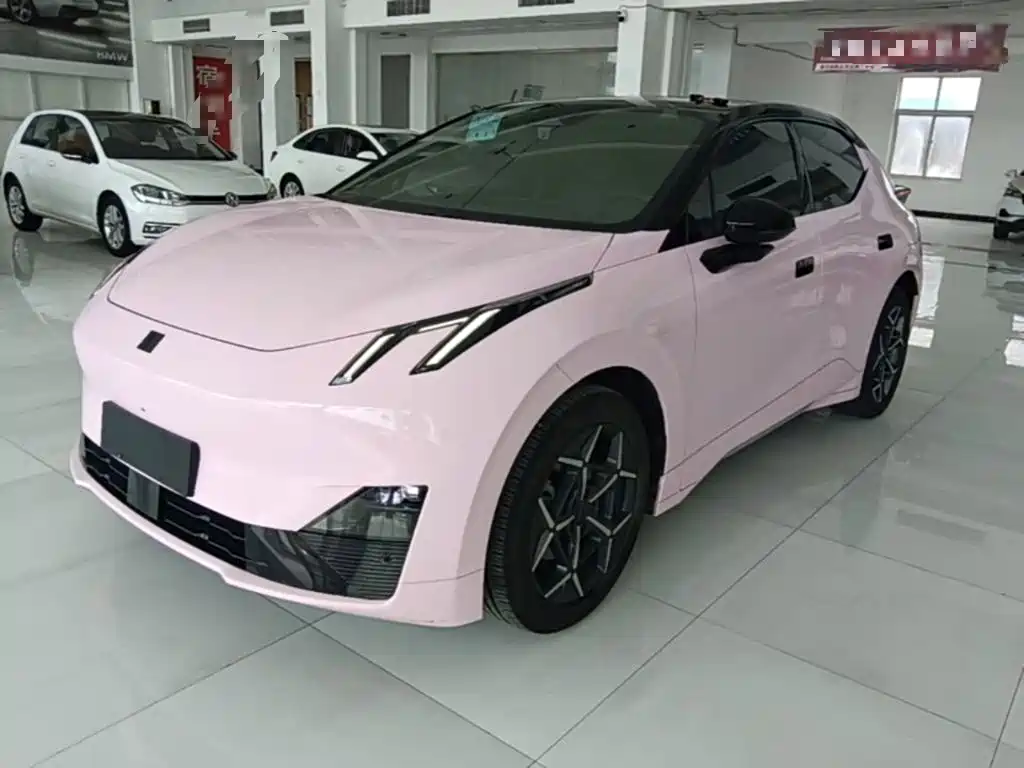 2025 Lynk & Co Z20 - zdjęcie 1 z 25
