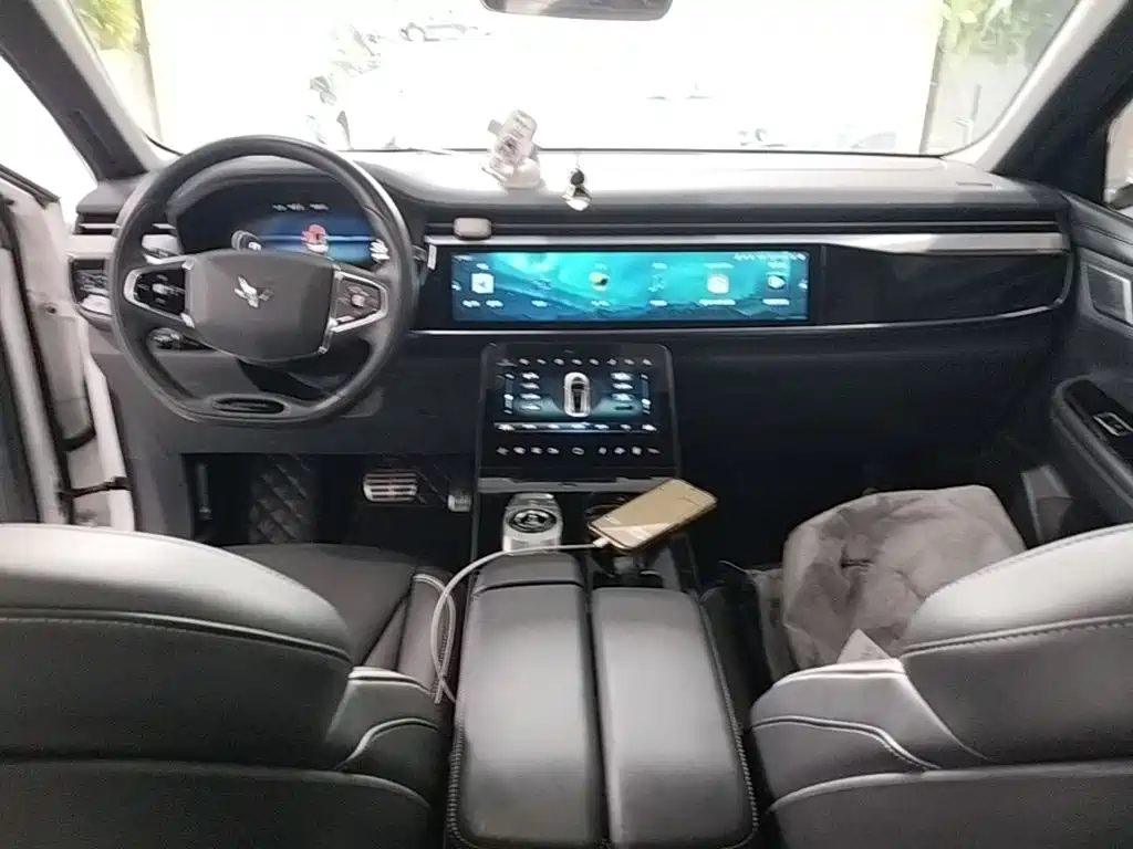 ARCFOX Alpha T — миниатюра 10