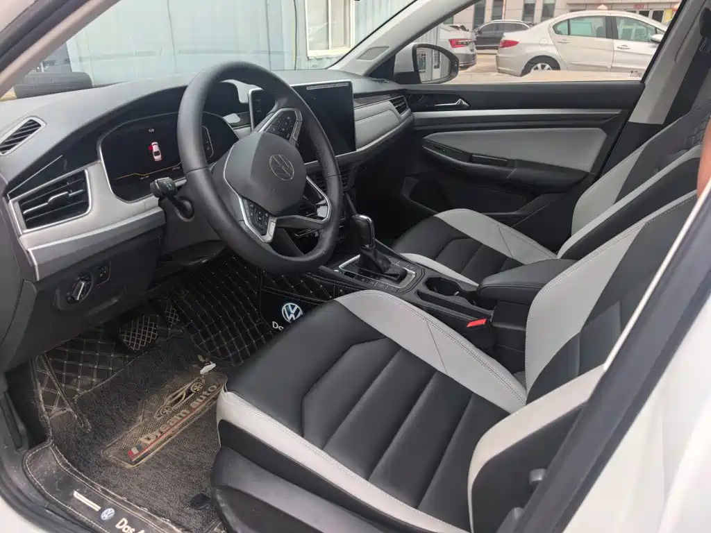 Volkswagen Bora — миниатюра 4
