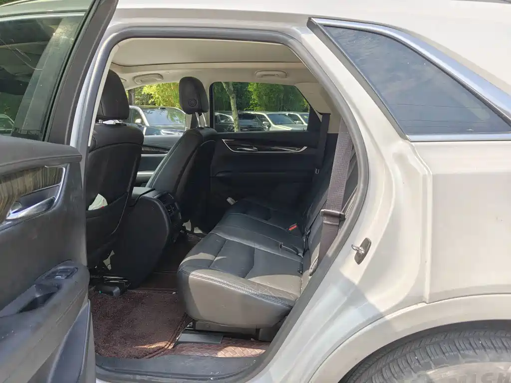 Cadillac XT5 — миниатюра 13