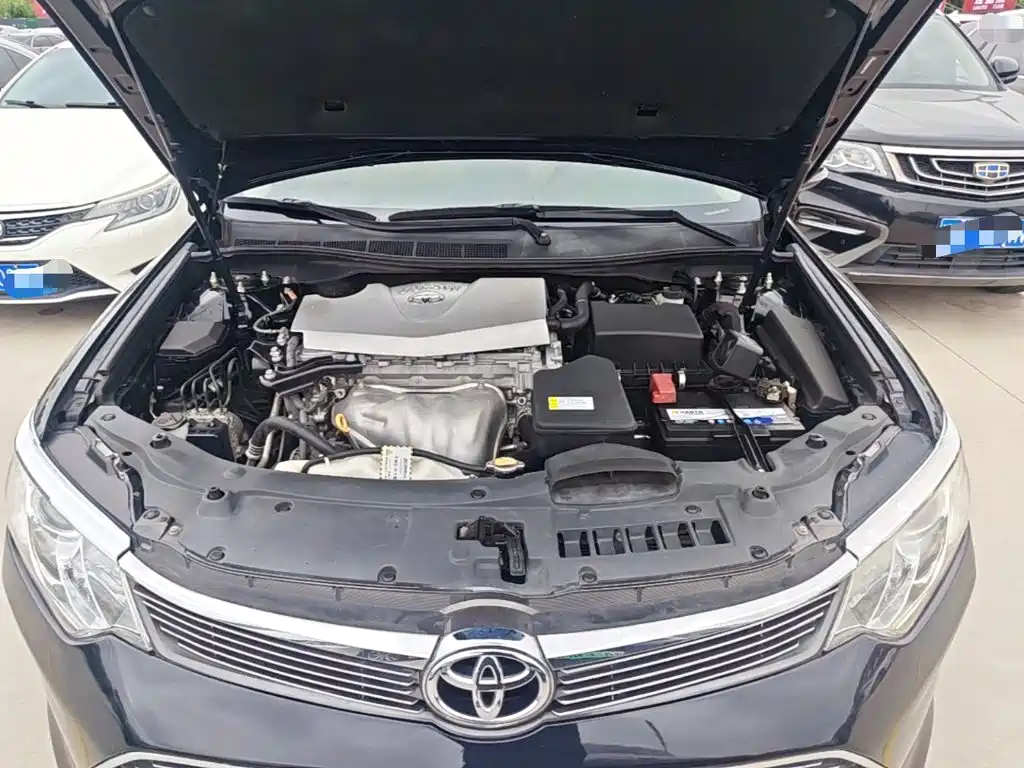 Toyota Camry — миниатюра 20