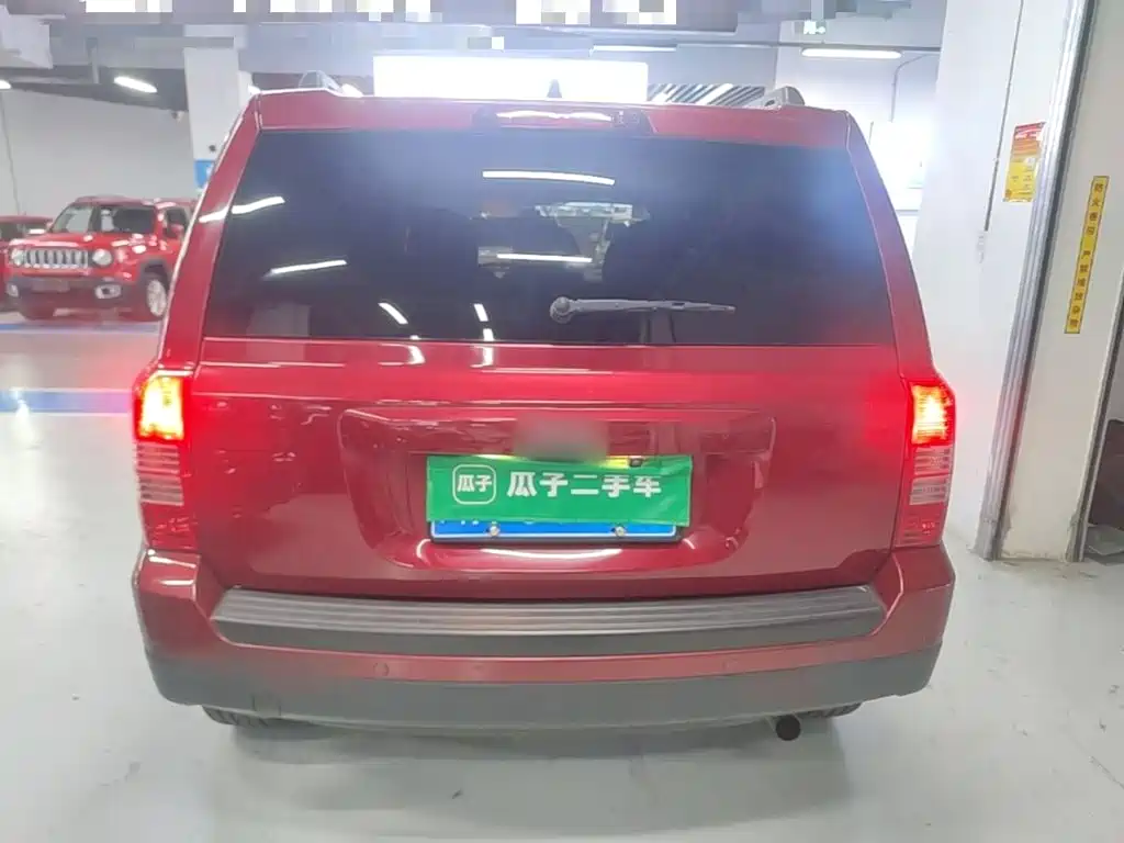 Jeep Patriot — миниатюра 6