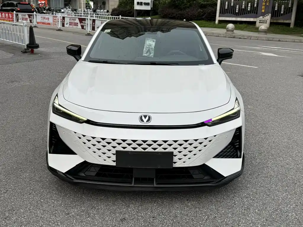 Changan UNI-V 2024 1.5T Premium