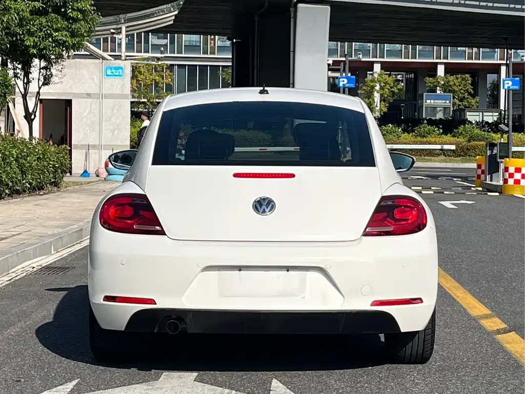 Volkswagen Beetle — миниатюра 4
