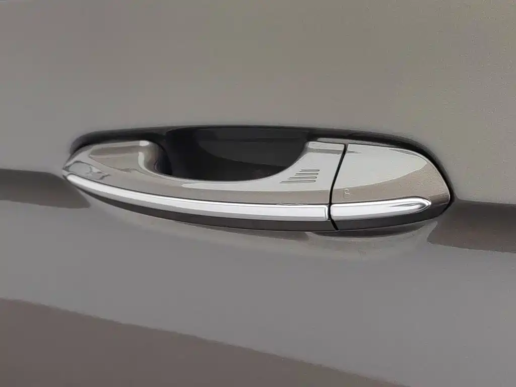 Ford Edge — миниатюра 18