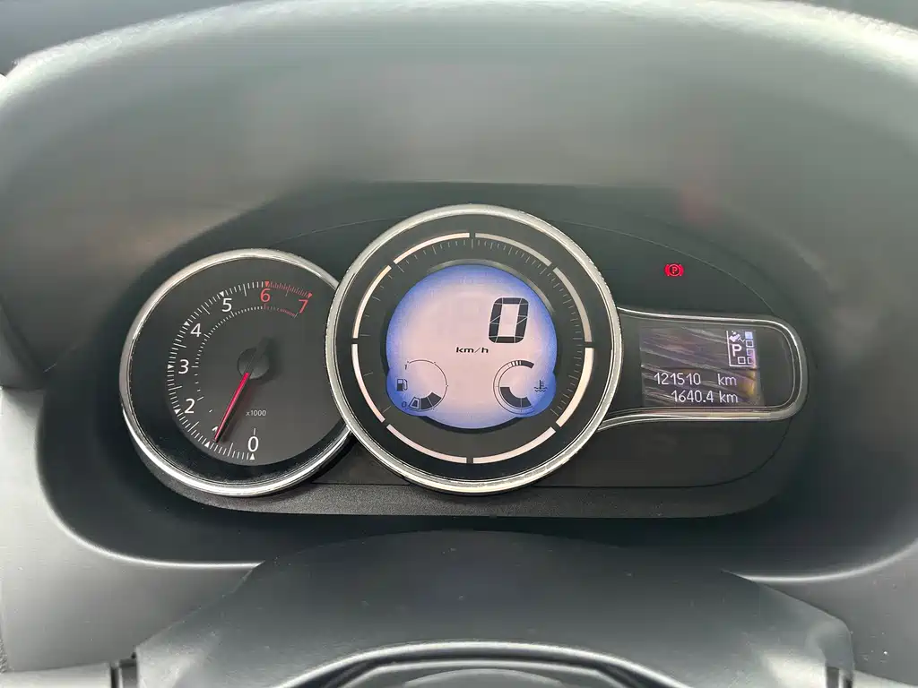 Renault Fluence — миниатюра 12