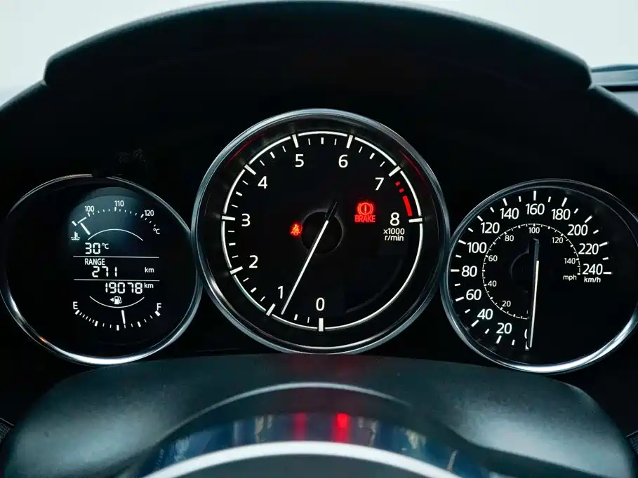 Mazda MX-5 — миниатюра 7