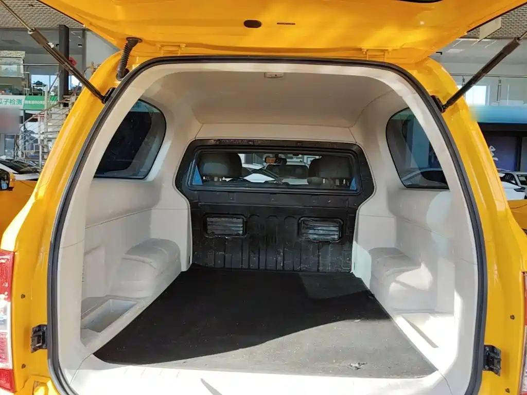 Dongfeng Rich 6 New Energy — миниатюра 19
