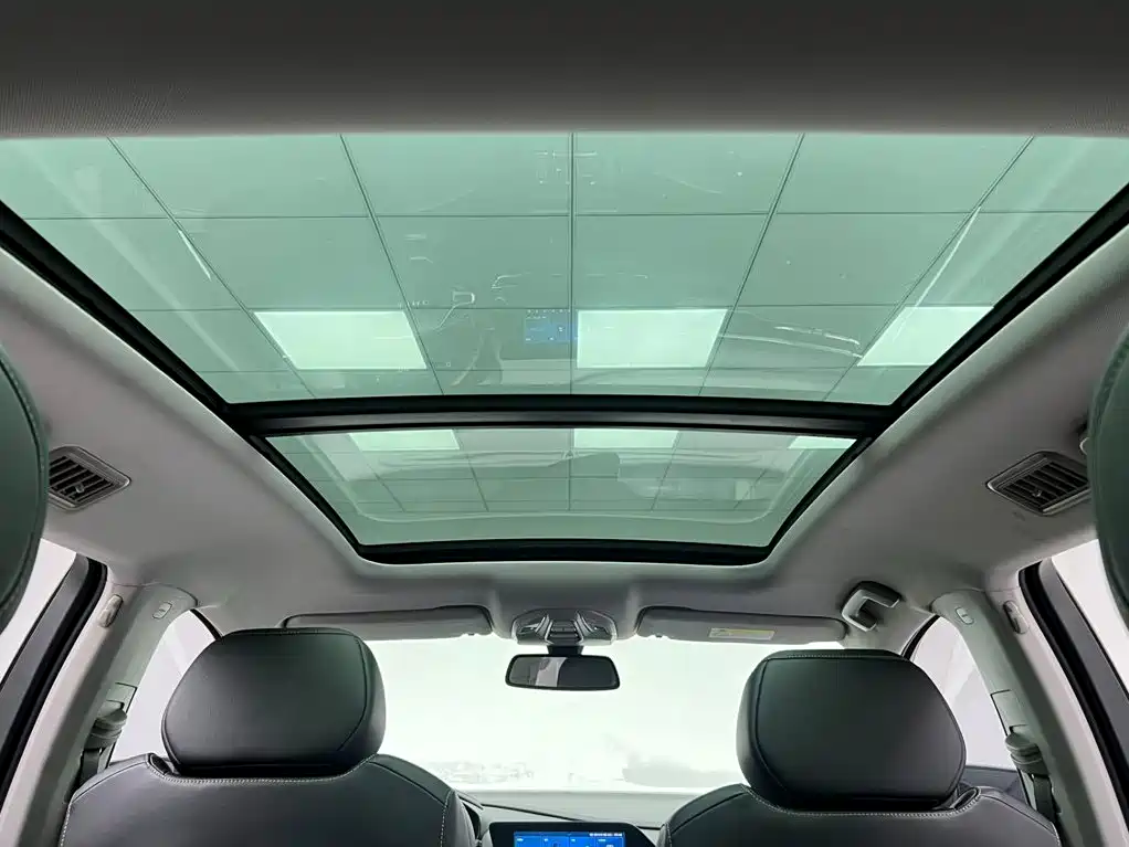 Wuling Victory — миниатюра 17