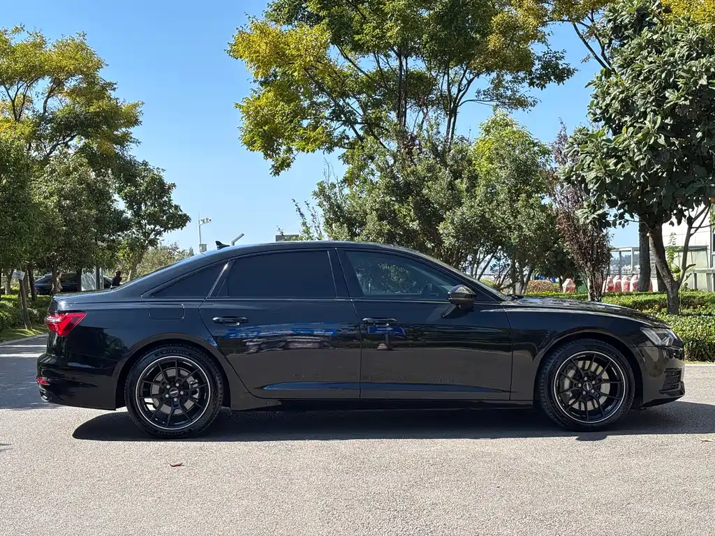 Audi A6L — миниатюра 4
