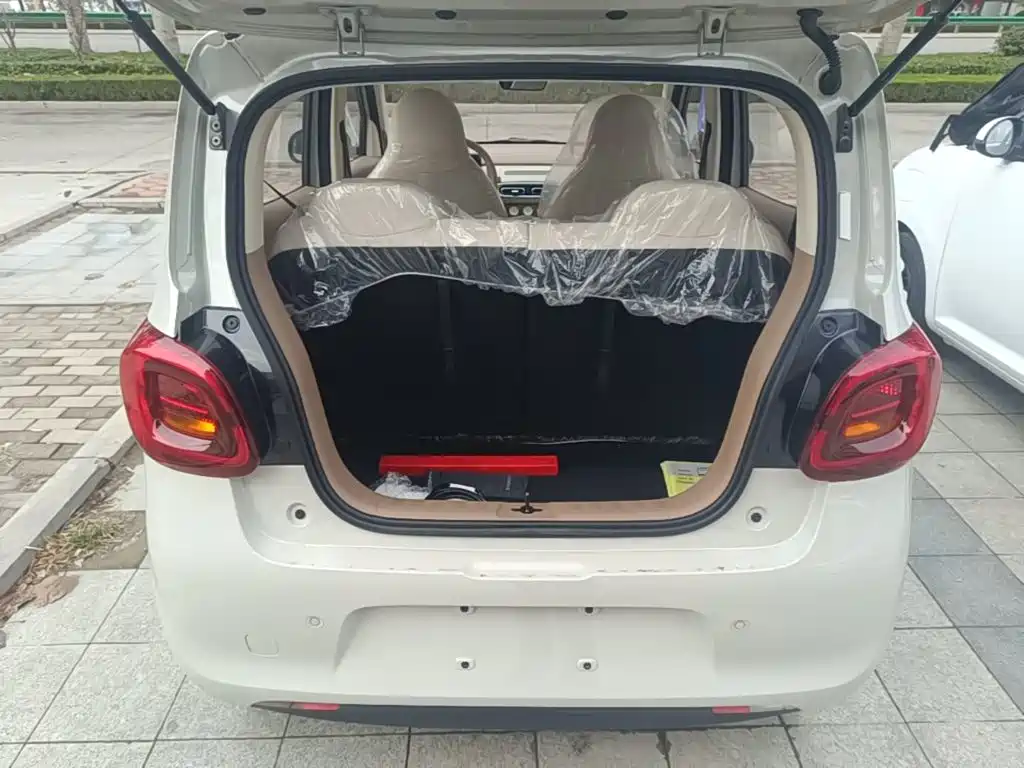 Wuling MINIEV — миниатюра 19