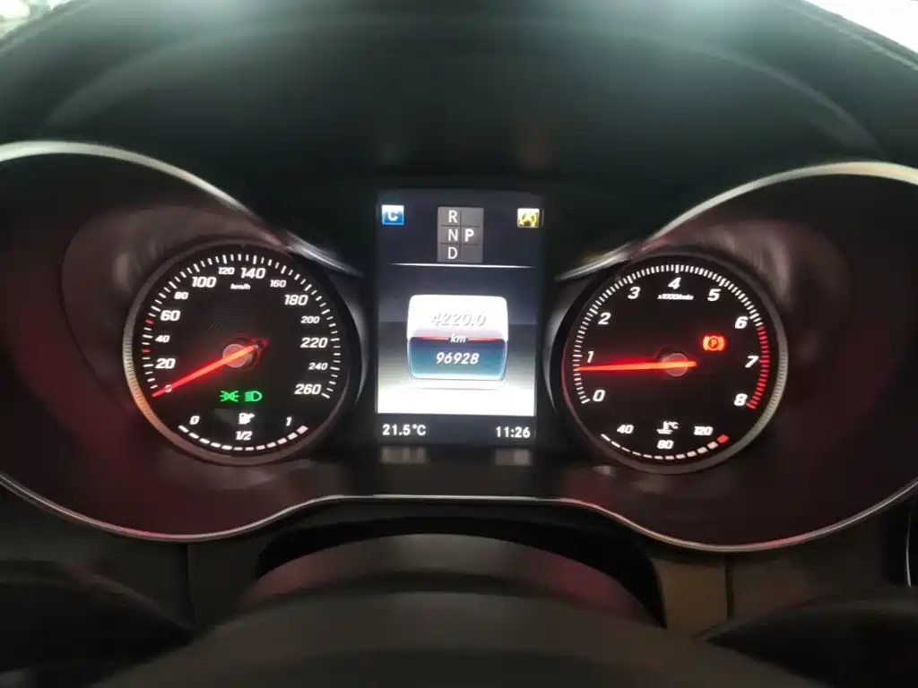Mercedes-Benz C-Class — миниатюра 12