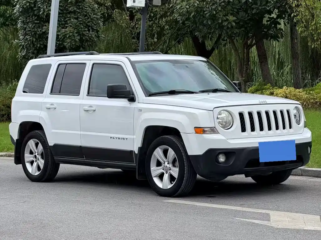 Jeep Patriot — миниатюра 3