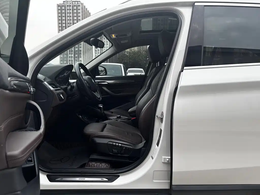 BMW X1 — миниатюра 4