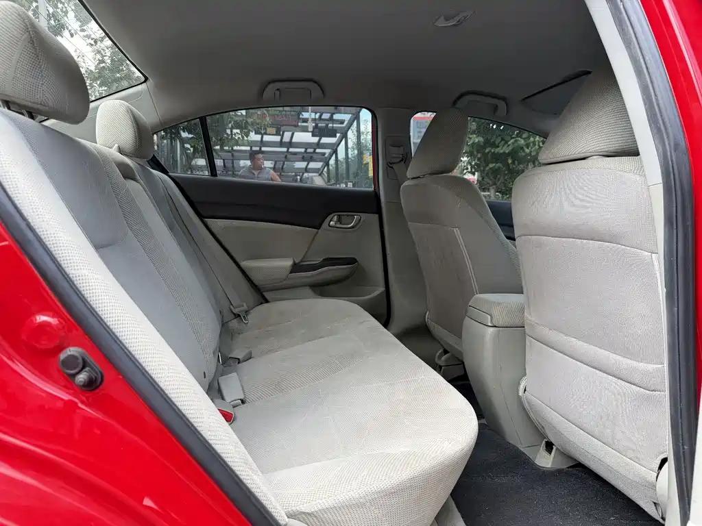 Honda Civic — миниатюра 11