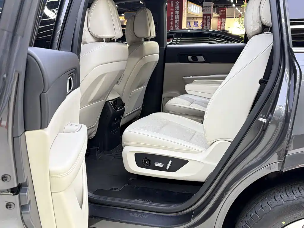 Li Auto Li ONE — миниатюра 12