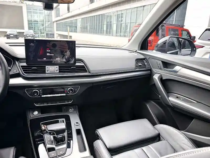 Audi Q5L — миниатюра 9