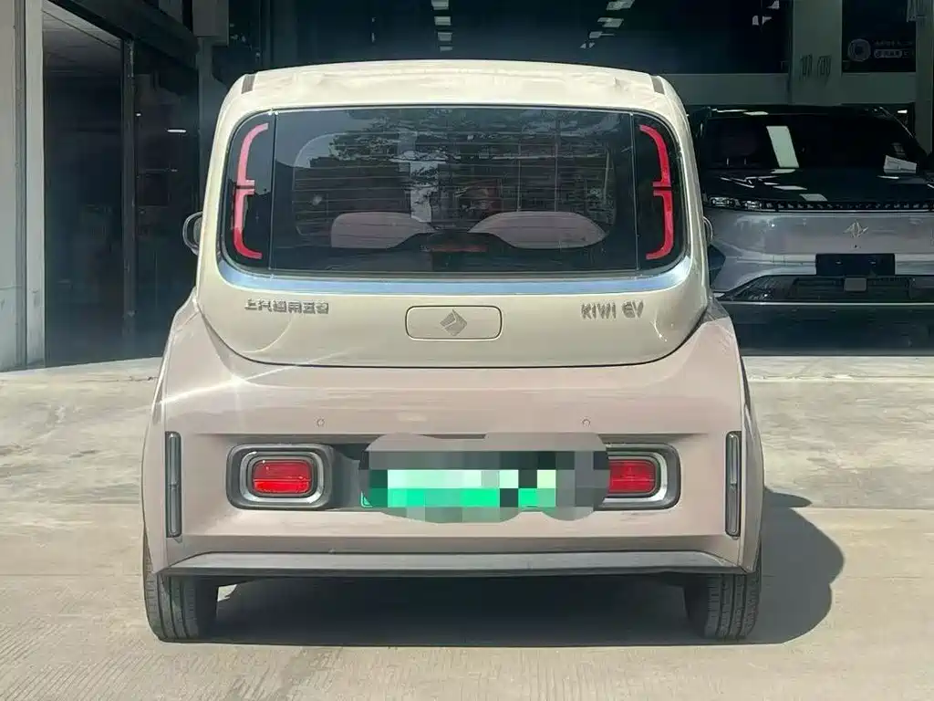BAOJUN KIWI EV
