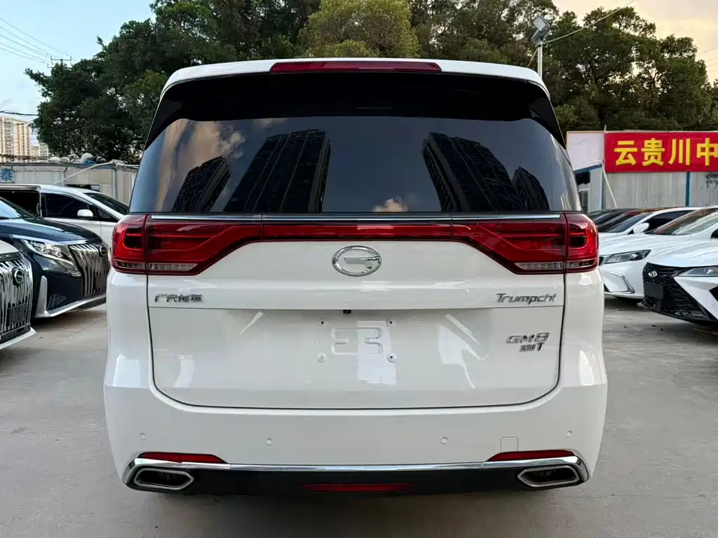 GAC TRUMPCHI M8