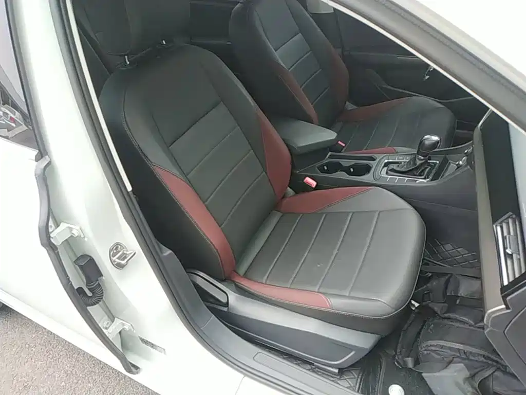 Volkswagen Bora — миниатюра 25