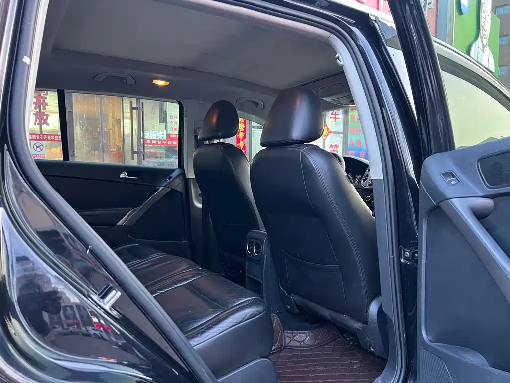 Volkswagen Tiguan — миниатюра 11