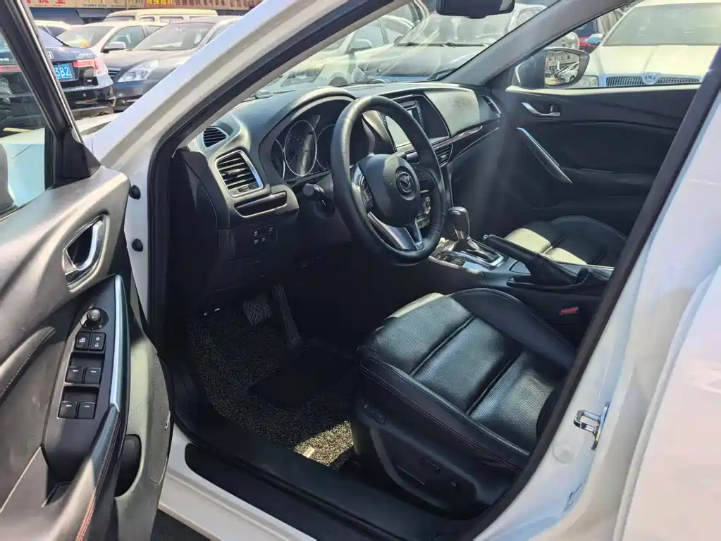 Mazda Atenza — миниатюра 6
