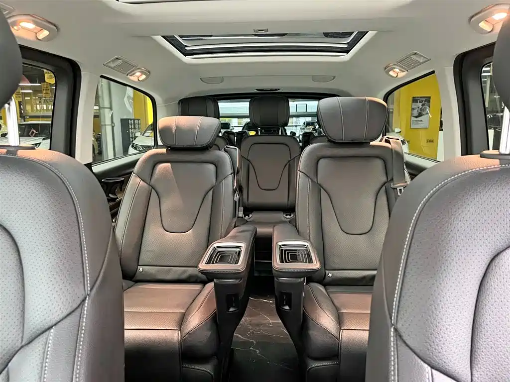 MERCEDES-BENZ V CLASS