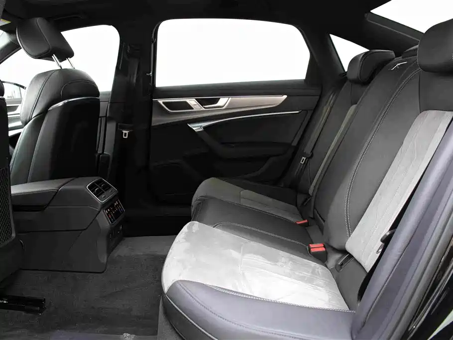 Audi A6L — миниатюра 13