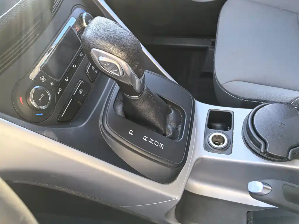 Ford Kuga — миниатюра 14