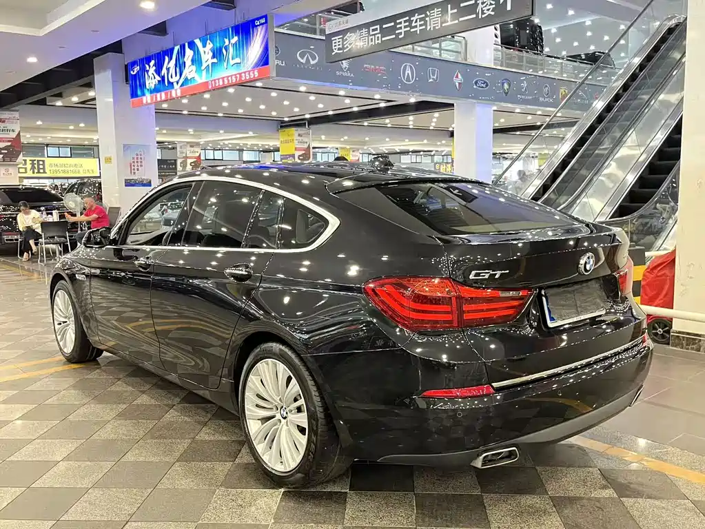 BMW 5 Series GT — миниатюра 3