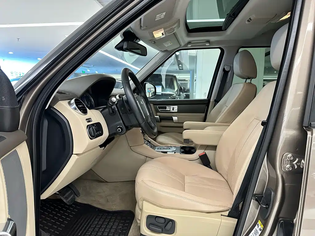 Land Rover Discovery — миниатюра 9