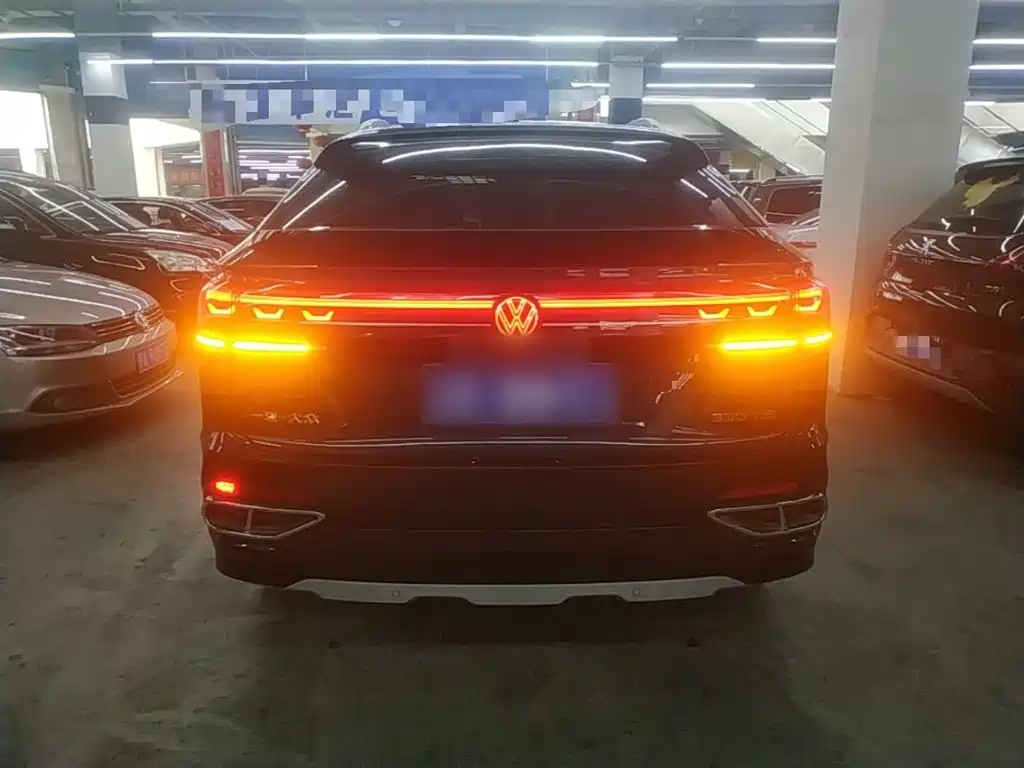 Volkswagen X — миниатюра 6