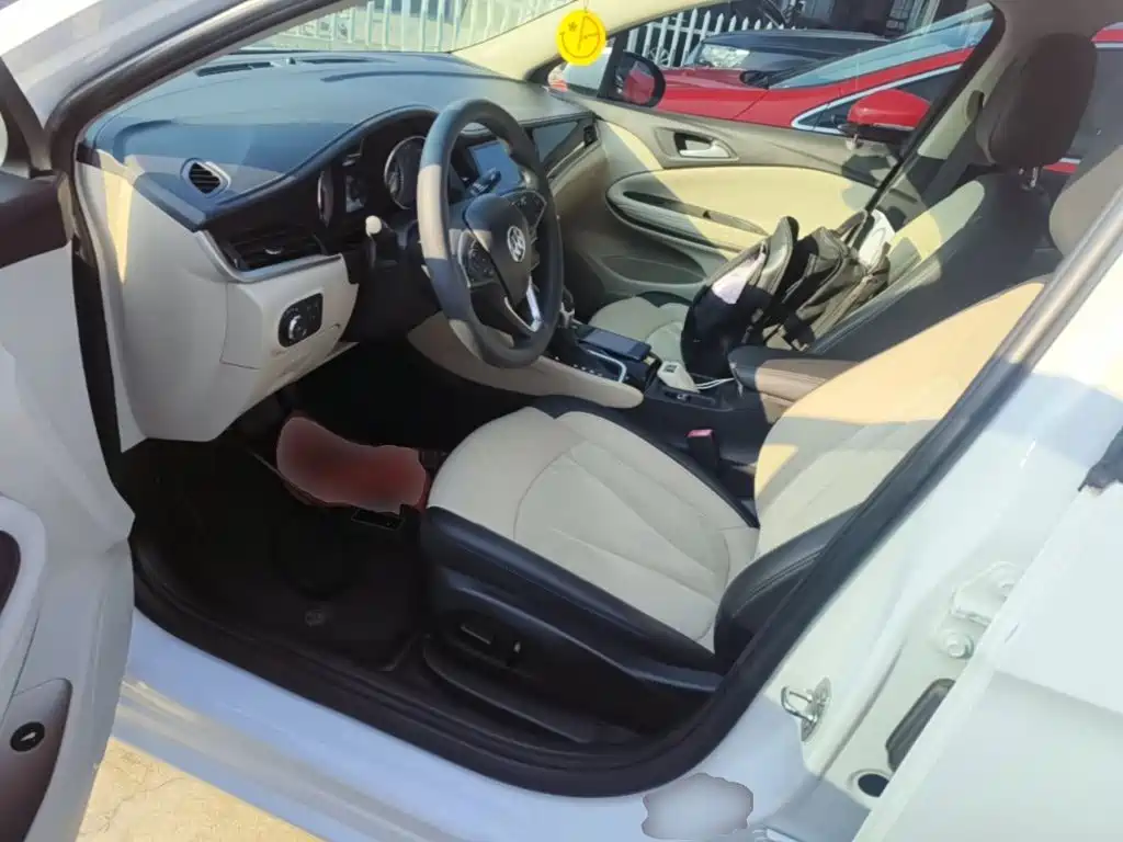 Buick Verano — миниатюра 15