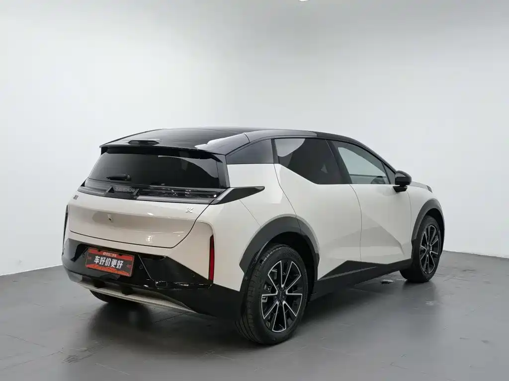 Zeekr X — миниатюра 2