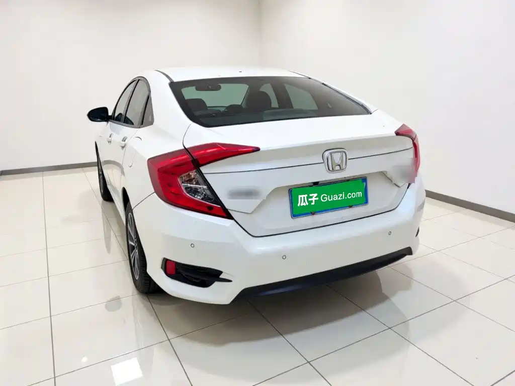 Honda Civic — миниатюра 4