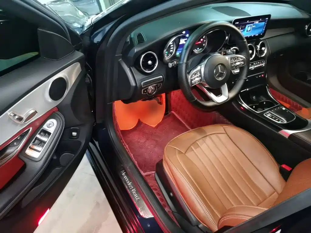 Mercedes-Benz C-Class — миниатюра 16