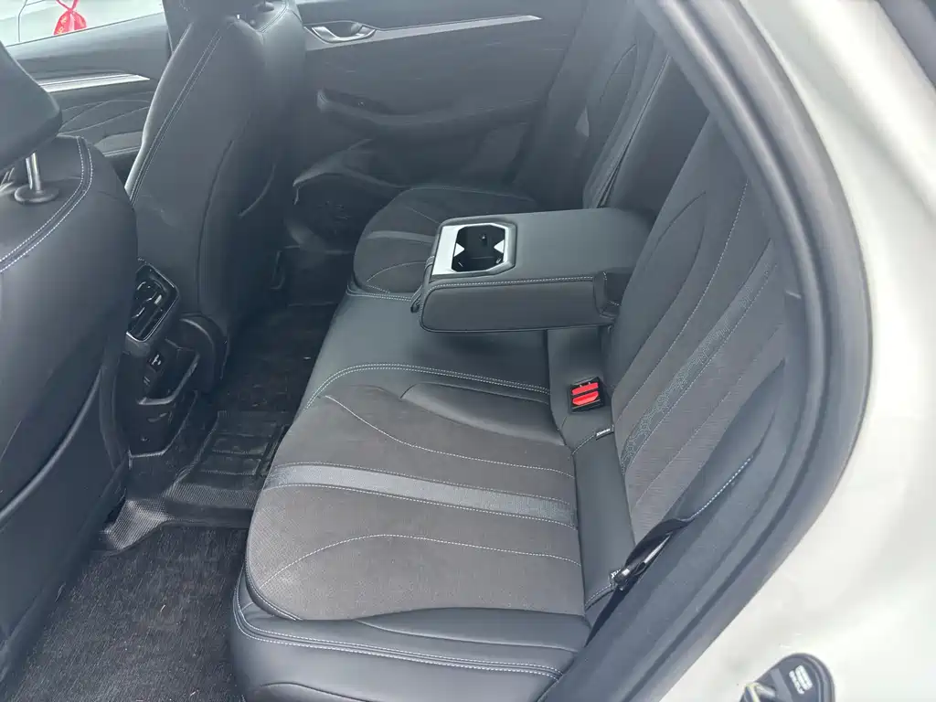 Geely Xingrui — миниатюра 6