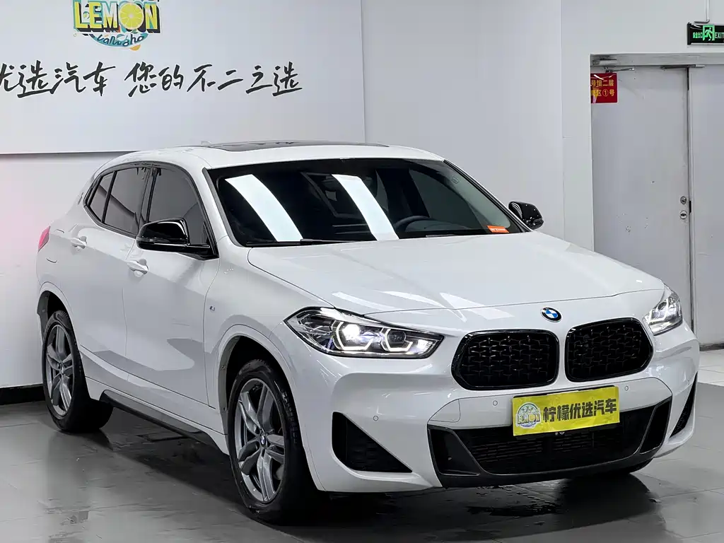 BMW X2