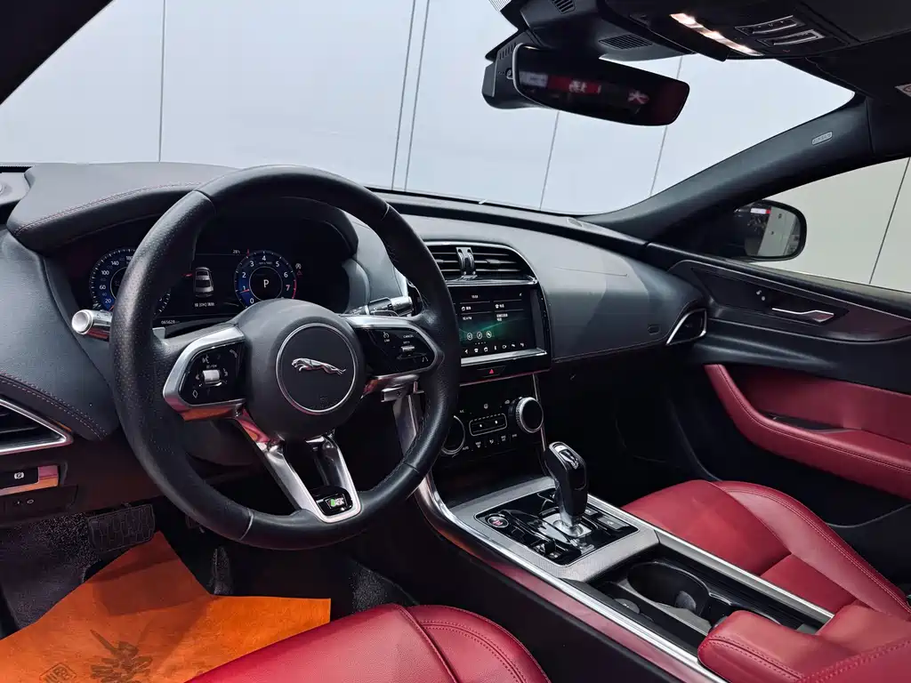 Jaguar XEL 2020 2.0T 200PS R-DYNAMIC S Sport